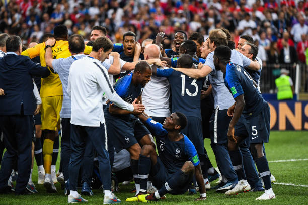 激烈对抗 激烈对抗