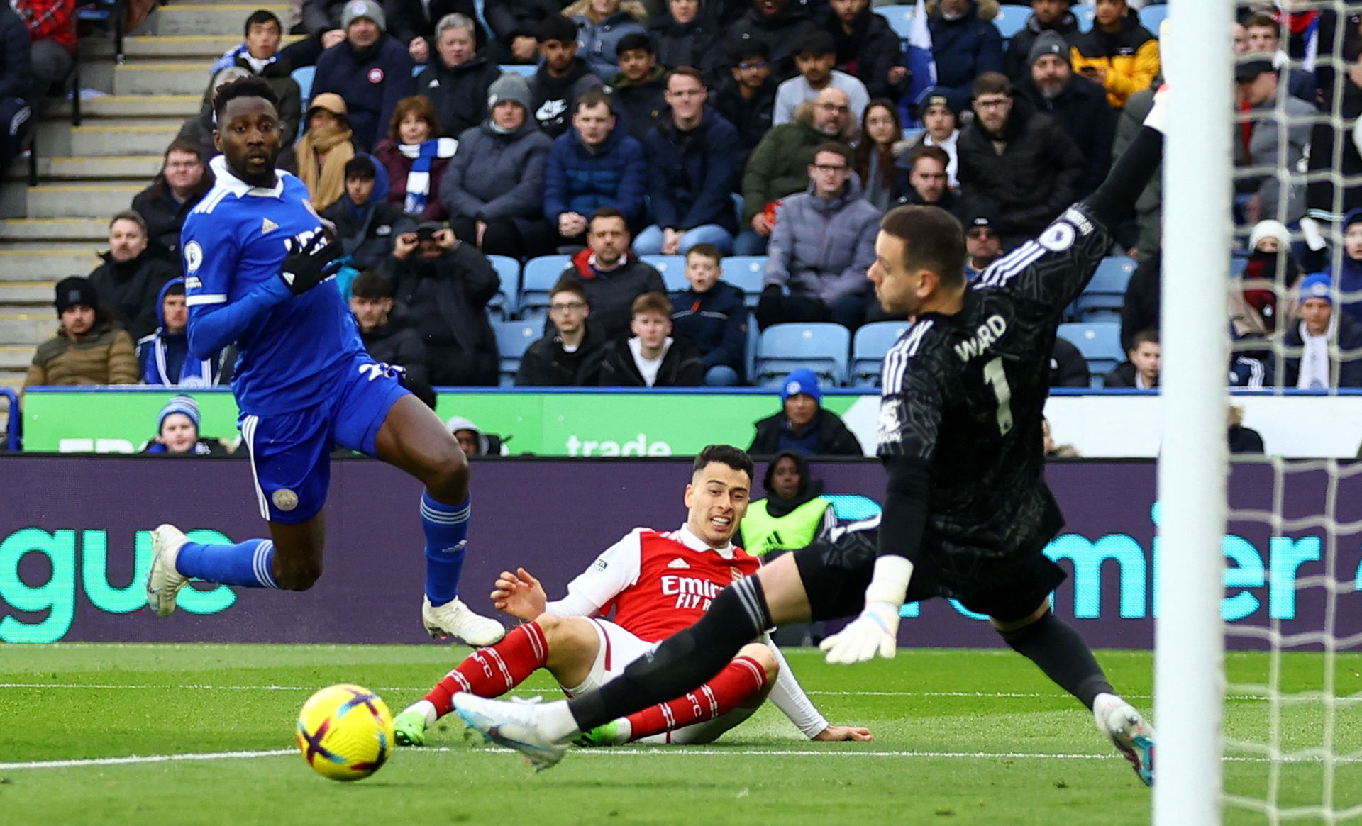 供了一个深 供了一个深