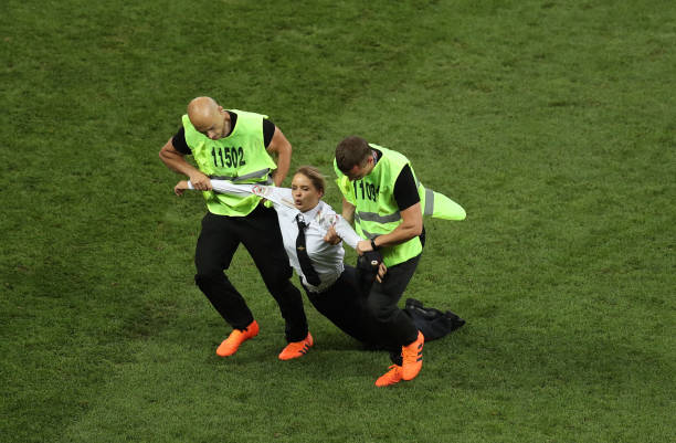 根据数据分 根据数据分