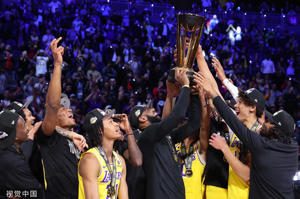 经验丰富的 经验丰富的